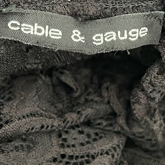 Cable & Gauge Black Lace Long Sleeve High Neck Blouse Elegant - Picture 11 of 12